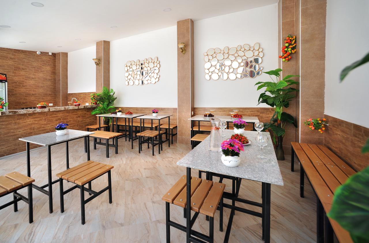 Rk City Hotel Тбилиси Екстериор снимка