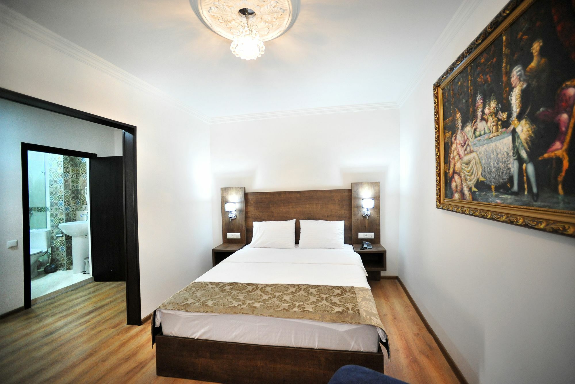 Rk City Hotel Тбилиси Екстериор снимка